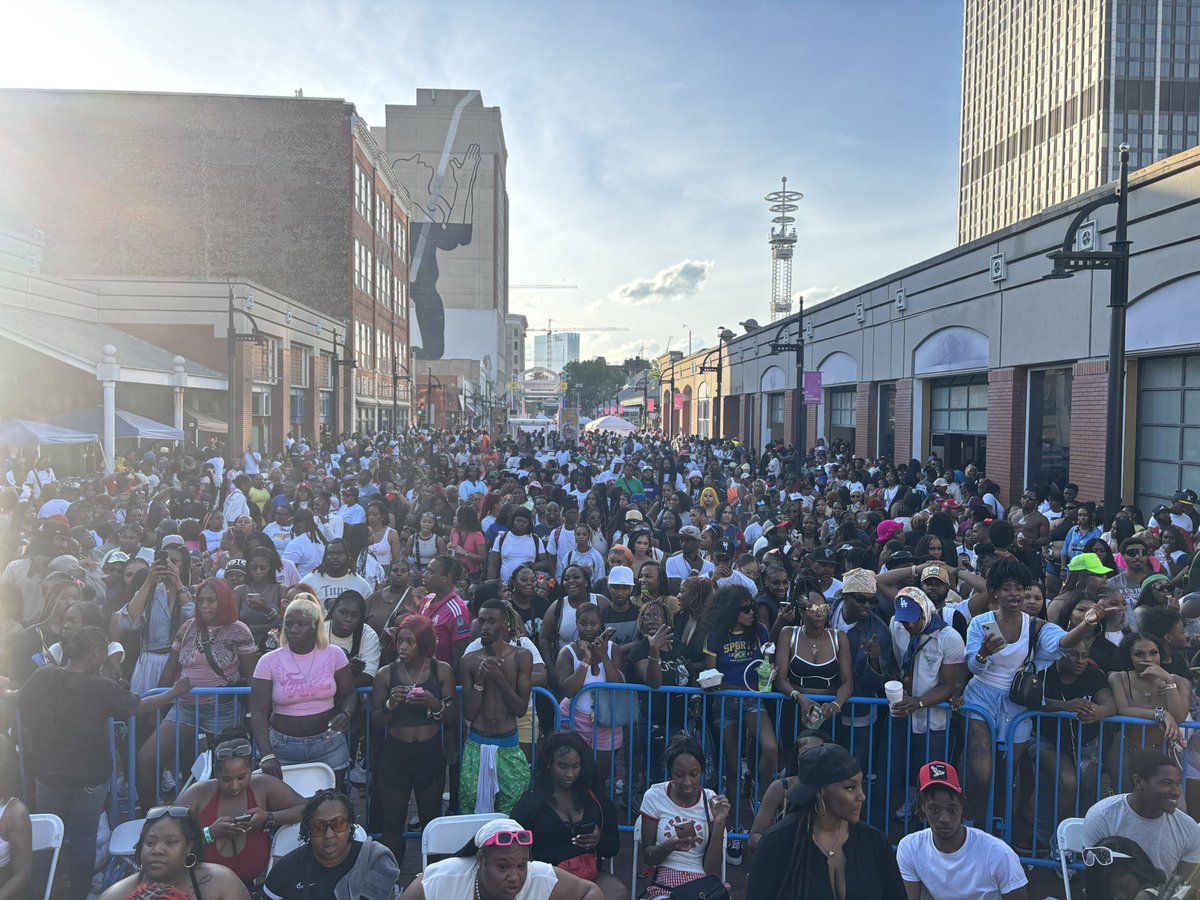 Mucho67's tweet photo. 404DayFestival curated by @Armani Grant @ the Underground!!
•
•
s/o to everyone that had a big part in this event…I appreciate yal calling me in to orchestrate a pivotal part to this legendary moment in the city ppl will forever talk about!
Atlanta we love you #404dayweekend https://t.co/FeUtAPiPF4