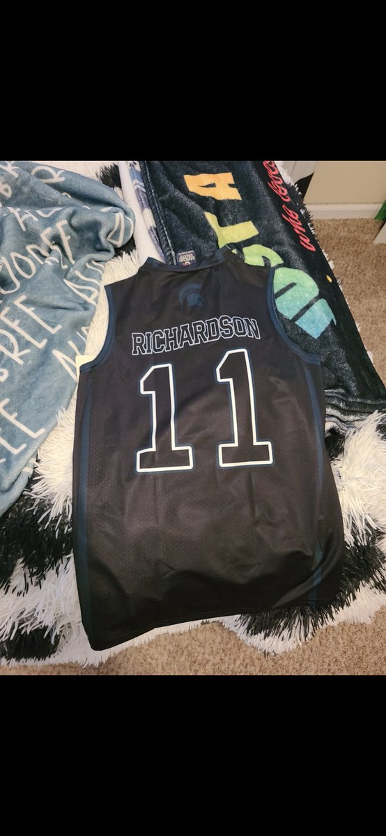 ADension's tweet photo. Thank you @JaseRich4 for an incredible year in the Green and White. Tremendous player and even better role model! The impact you've made is something she will always remember. You are her 1st ever favorite player, go be great. You've got 2 fans for life. @jrich23 https://t.co/i6hr2V6KcV