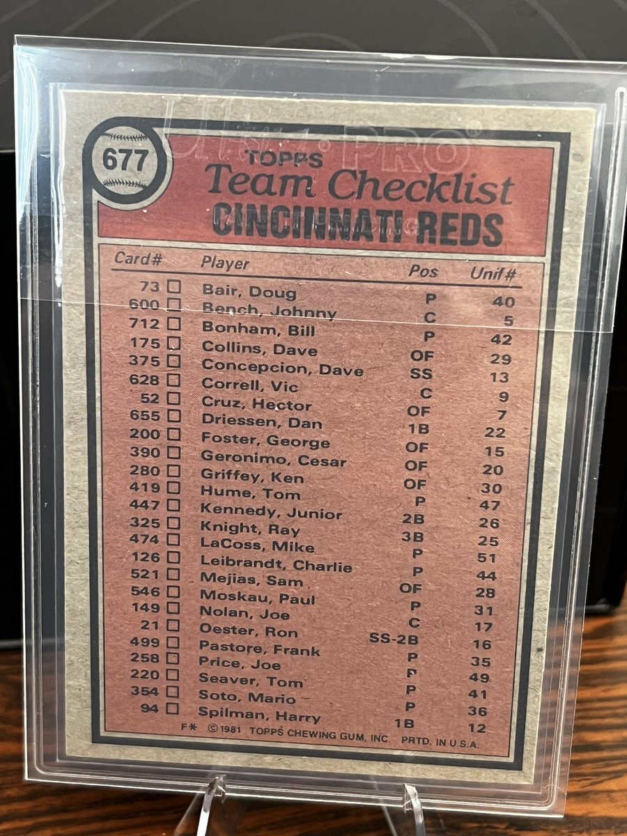 theboosterverse's tweet photo. beautiful day for a Team Photo
the 1980 Cincinnati Reds @CardPurchaser #ToppsTuesday https://t.co/WDcqQBApUH