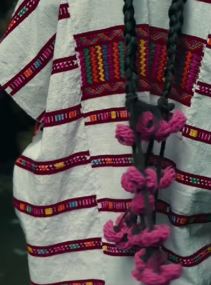 Lorennluna's tweet photo. Huipil antiguo
#artesaniatextil
#telar
#algodon
#huipil
#Tintesnaturales
#bordadoartesanal
#Oaxaca
#Mexicomagico
#hechoamano
#TextilesOaxaca
https://t.co/6MEehsVeMa https://t.co/jL6AuhmYjE