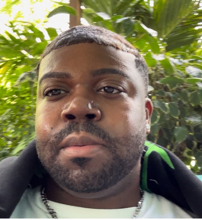 FrankieBleau's tweet photo. ‘you shoulda never called me a fat ass Kelly Price.’

Jun. 2024                                 April. 2025 https://t.co/xYLquubIKc