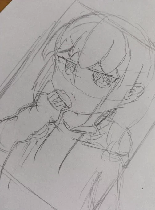 木炭やパンをお使いということである程度デッサンを学んでいる方とお見受けします この方のアナログ絵とデジタル絵、立体の捉え方や人体の構造の理解力がまるで違うんですよ デジタルだと線の強弱や陰影がアナログより弱かった鳥山先生も物の形の捉え方はデジタルでもアナログでも変わりません