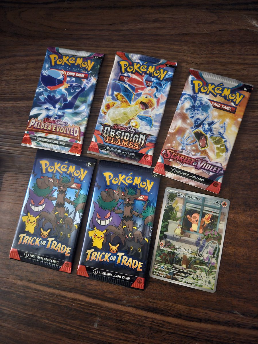 jen_jikan's tweet photo. @PokemonDealsTCG Received this yesterday! The Charmander card alone made it worth. Thanks for posting about it! https://t.co/Ukh9WDBs5a