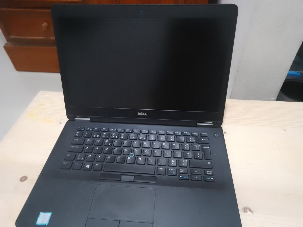 packer_sz's tweet photo. WTS LAPTOP dell latitude e7470 

Processor Intel Core i5-6300U CPU, RAM 8, SSD 512.
Pengiriman dari Surabaya

Price 2,3
WTB WTS Laptop murah https://t.co/fFrOJIAkpk