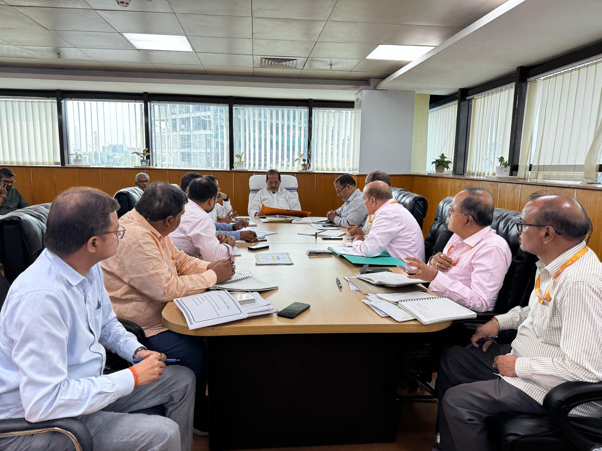 Agriculture Department, Govt. of Bihar (@agribih) on Twitter photo माननीय उप मुख्यमंत्री -सह,- कृषि मंत्री श्री <a href="/VijayKrSinhaBih/">Vijay Kumar Sinha</a> जी द्वारा मृदा स्वास्थ्य से जुड़ी योजनाओं की समीक्षा की गई। <a href="/SanjayAgarw_IAS/">Sanjay Kumar Agarwal</a> <a href="/AgriGoI/">Agriculture INDIA</a> <a href="/BametiBihar/">Director, BAMETI, Bihar</a> <a href="/IPRDBihar/">IPRD Bihar</a> माननीय उप मुख्यमंत्री -सह,- कृषि मंत्री श्री <a href="/VijayKrSinhaBih/">Vijay Kumar Sinha</a> जी द्वारा मृदा स्वास्थ्य से जुड़ी योजनाओं की समीक्षा की गई। <a href="/SanjayAgarw_IAS/">Sanjay Kumar Agarwal</a> <a href="/AgriGoI/">Agriculture INDIA</a> <a href="/BametiBihar/">Director, BAMETI, Bihar</a> <a href="/IPRDBihar/">IPRD Bihar</a>