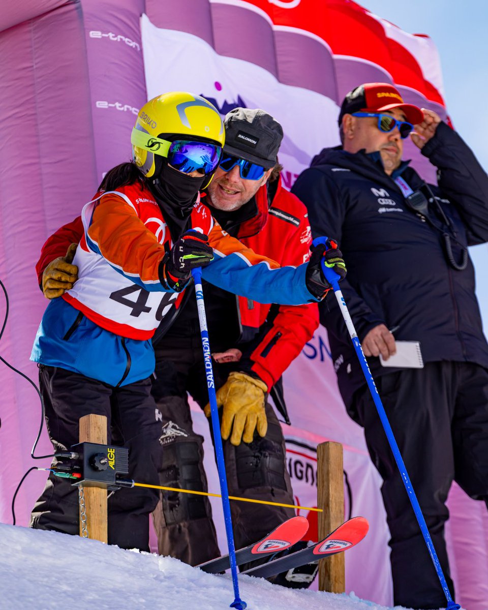 AudiquattroCup's tweet photo. 🏔️ @websierranevada  puso el broche de oro a una temporada inolvidable.

Última parada, última bajada… y una jornada llena de emoción, velocidad y pasión por el esquí.

Así se vivió el gran final de la #AudiquattroCup 🎿

#ThisIsAudi #SpainSnow @audispain https://t.co/BXC3Kbu3VU