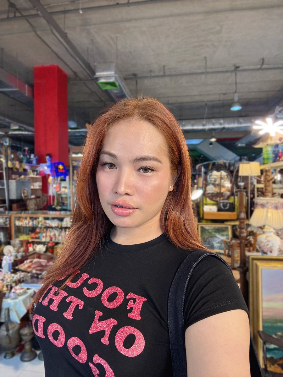 waii1998s's tweet photo. • เคารพ ยอมร���บ รัก และ ภูมิใจ ในตัวเองมากๆ ไม่จำเป็นต้องรอความรักจากใคร ถ้าเรานั้นรักตัวเองมากพอ 😊 • 
“Respect, accept, love, and be truly proud of yourself. You don’t need to wait for love from anyone else—if you love yourself enough.” https://t.co/qUPXohHAvR