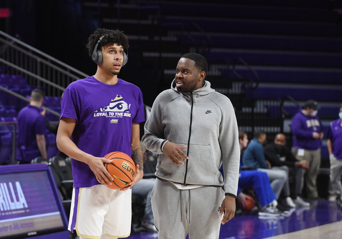 Congrats to former JMU GA Jordan Talley on his natty as an assistant coach at Florida! 💍