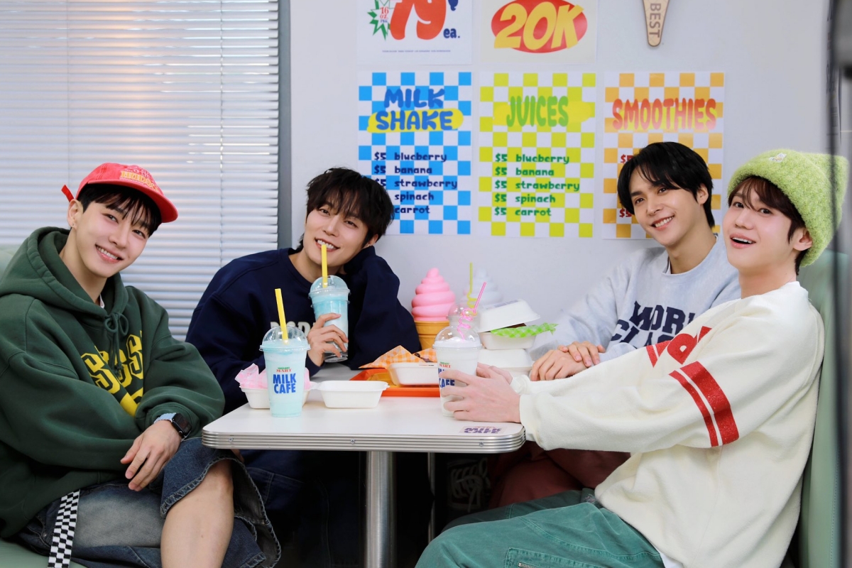 soompi's tweet photo. #HIGHLIGHT Reveals Schedule For April Comeback + Pre-Release Single
https://t.co/7ftYmC5IGi https://t.co/hZsbJr2HzE