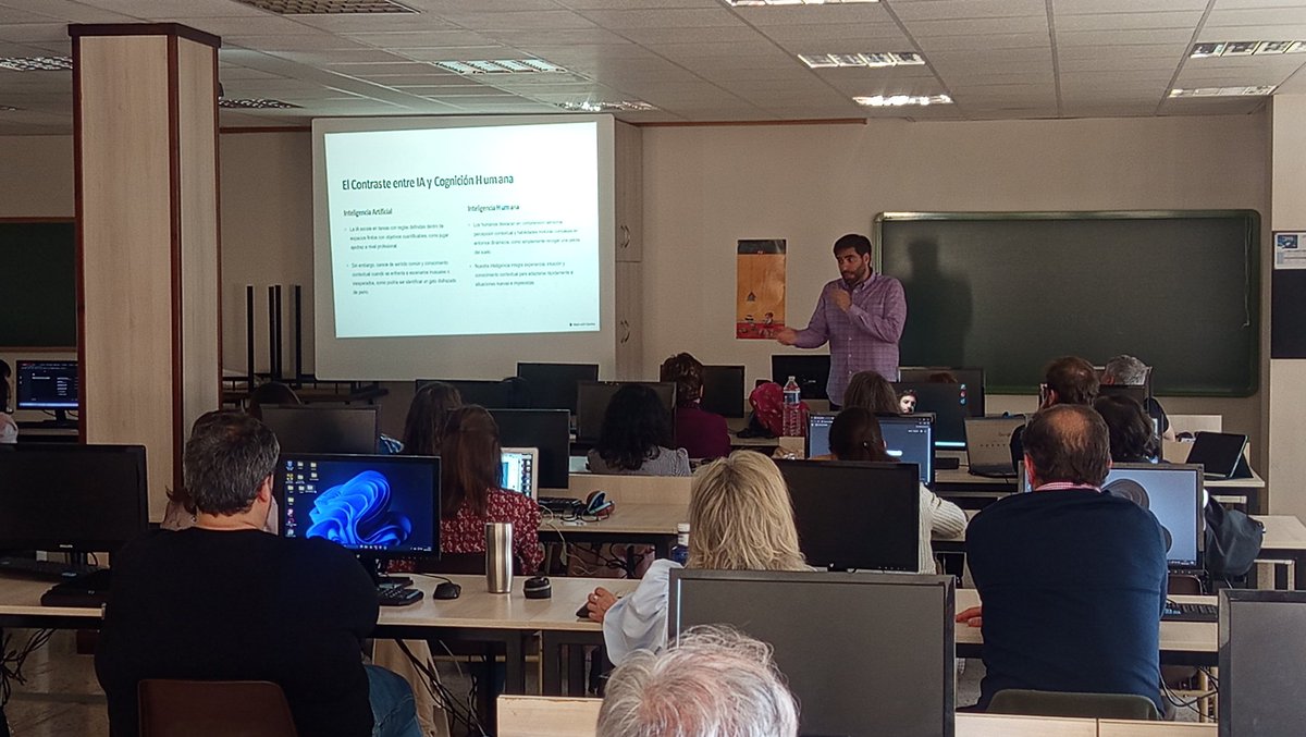 Primera sesión de formación curso: "Adquisición y Mejora de la Competencia Digital Docente enfocado a la Inteligencia Artificial en el entorno escolar, con la colaboración de Javier M. Limorti <a href="/MisionerasSa/">Colegio Misioneras de la Providencia, Salamanca</a> <a href="/cfiesalamanca/">CFIE SALAMANCA</a> #formacionJcyl