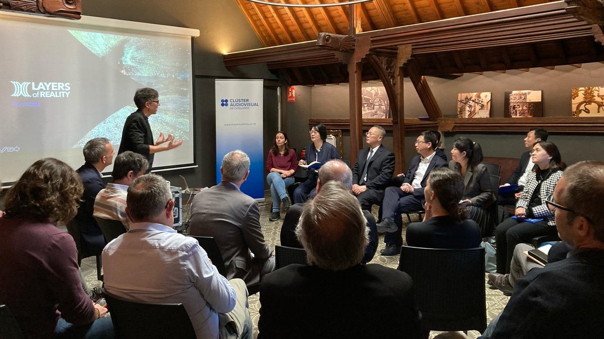 🗣️Amb la participació per part del Clúster Audiovisual de <a href="/LayersReality/">Layers of Reality</a>, Compasss, <a href="/DeAPlaneta/">DeAPlaneta</a>, <a href="/NihaoFilms/">Nihao Films</a>, <a href="/laviniagroup/">Grupo Lavinia</a>,  <a href="/blancoynegro/">Blanco y Negro Music</a>, <a href="/ENTI_BCN/">ENTI - Escola de Noves Tecnologies</a>, <a href="/metropolitana25/">Metropolitana</a> 
<a href="/bncproduccions/">Benecé Produccions</a>, <a href="/infiledcom/">INFiLED</a>, Utopia Global
i <a href="/WindowSight/">WindowSight</a>.