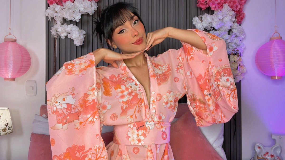 Stripchat.com 📸 🎥 (@stripchat) on Twitter photo One tug and this kimono’s gone 😈
<a href="/emilyruiz_1/">EmilyRuiz_1</a>
#stripchatblossoms #sccommunity #cherryblossom #sakura One tug and this kimono’s gone 😈
<a href="/emilyruiz_1/">EmilyRuiz_1</a>
#stripchatblossoms #sccommunity #cherryblossom #sakura