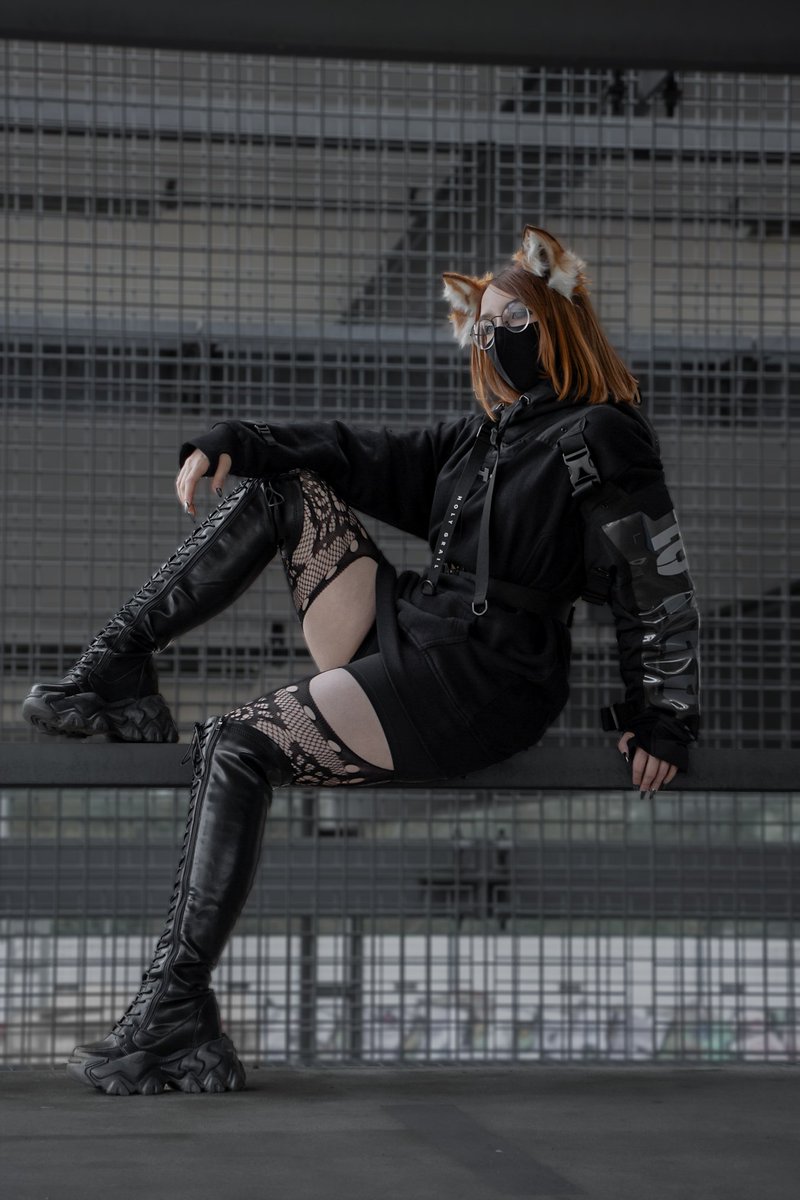 ElibethVulpine's tweet image. I don't have to work this week and I have never felt happier (I don't hate my work, dw) xD