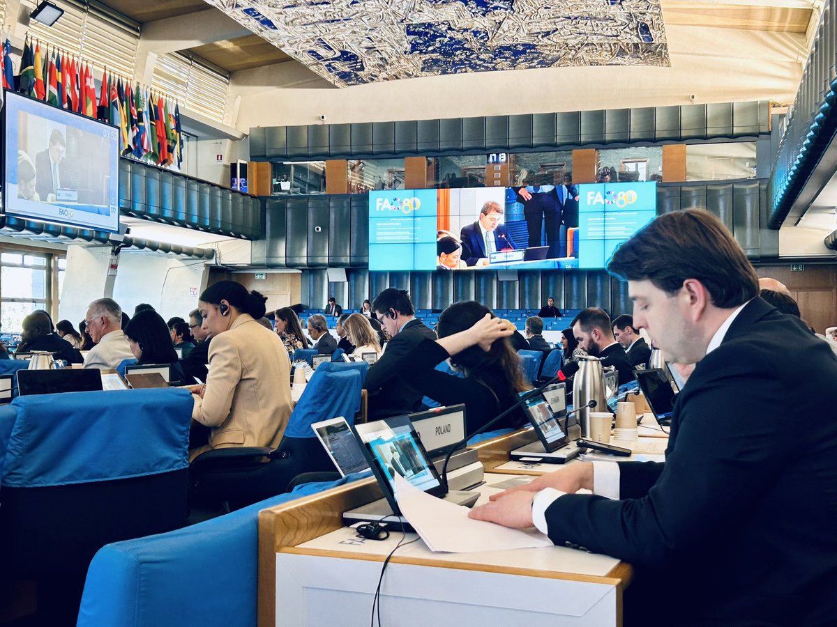 “We strongly condemn the delibarate destruction by Russia of Ukraine’s agricultural infrastructure (…) 
We call on <a href="/FAO/">Food and Agriculture Organization</a> to continue to monitor the impact of Russia’s war of aggression against Ukraine on food security both globally and in Ukraine.”

#TeamEurope 🇵🇱🇪🇺🇺🇦