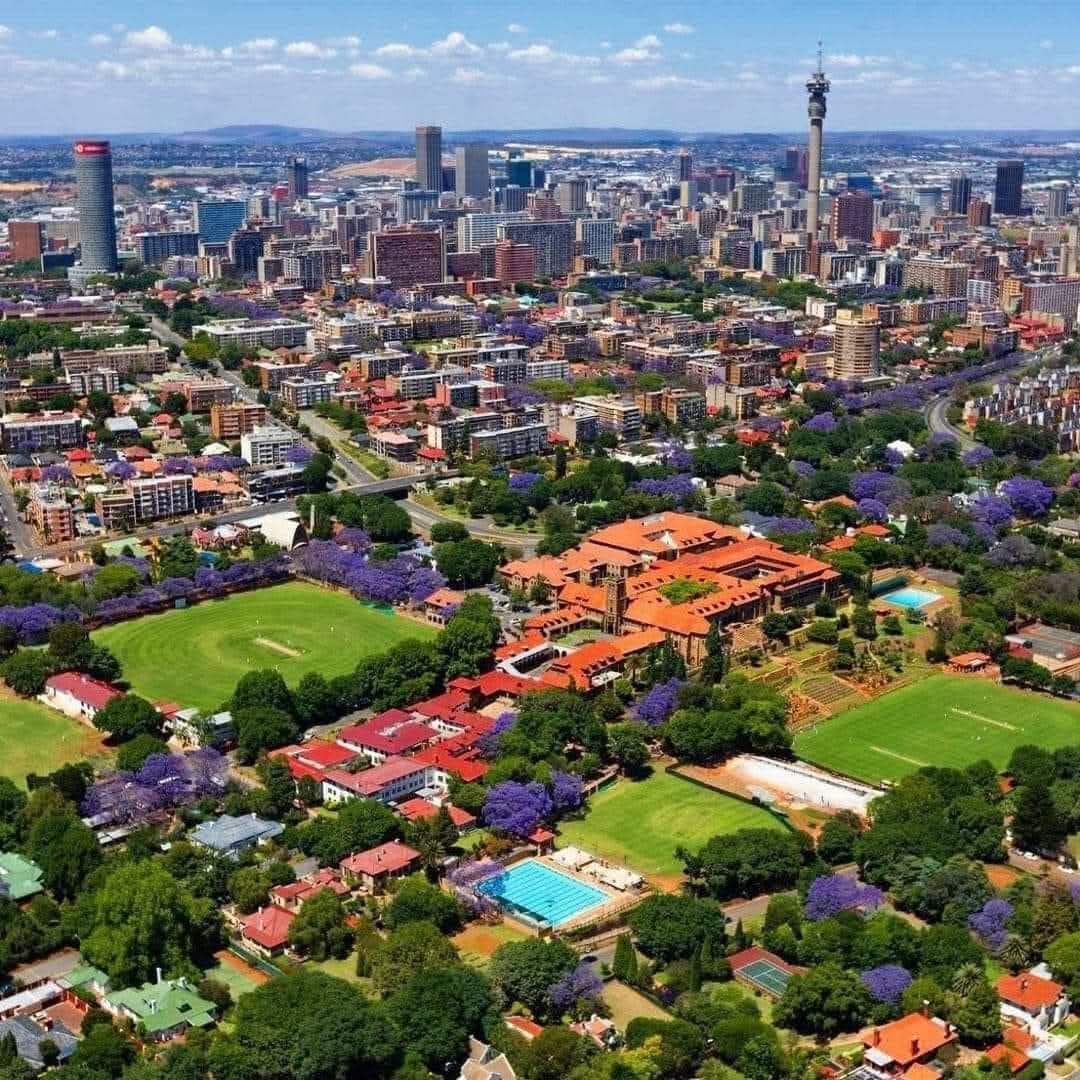 JhbLiberals's tweet photo. If we take the right steps early,Jhb can harness its skilled population as a strength on economic growth. Join us for #RestoreMyCity on 27 April at June 16 Acre in Soweto at 10am as we bring together professionals and communities to build a compelling city to attract investment https://t.co/QoLYhrODN9
