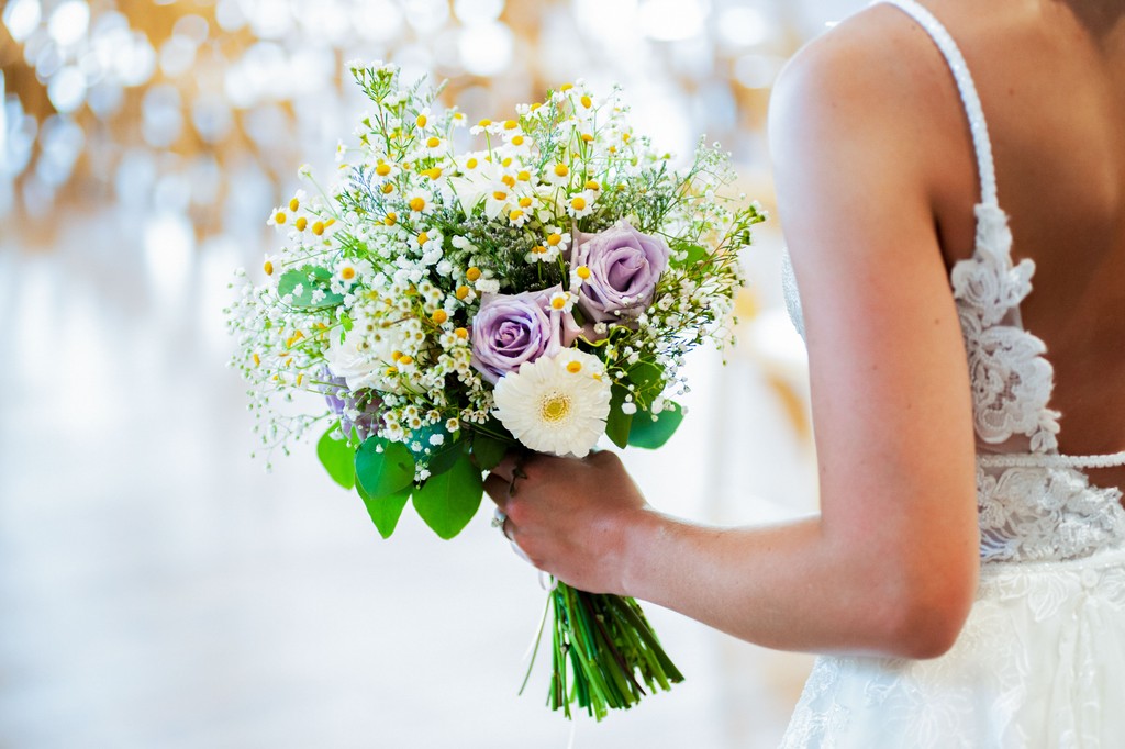 BorrowMagnolia's tweet photo. Step into a world of whimsy with wildflower wedding bouquets via the link below! 🌿💐 Let your love blossom with unique bridal bouquets that tell your magical story. 🌷✨ 🌸🌻

https://t.co/ngG5h4O7pq https://t.co/2A1WTQMtsf