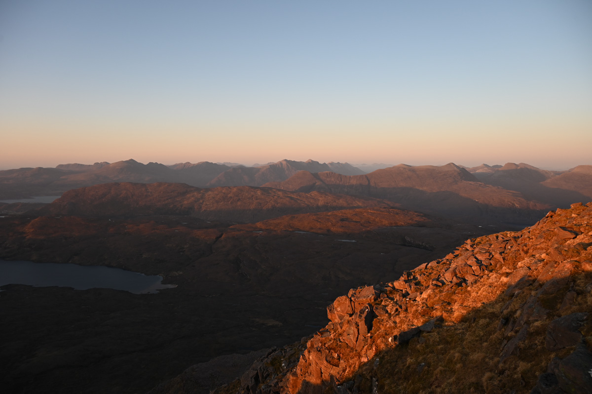Spurtle284's tweet image. Beinn Bhàn with summit camp from Inverbain. 5th-6th April 2025 
kinleyhazel.wordpress.com/2025/04/08/bei…