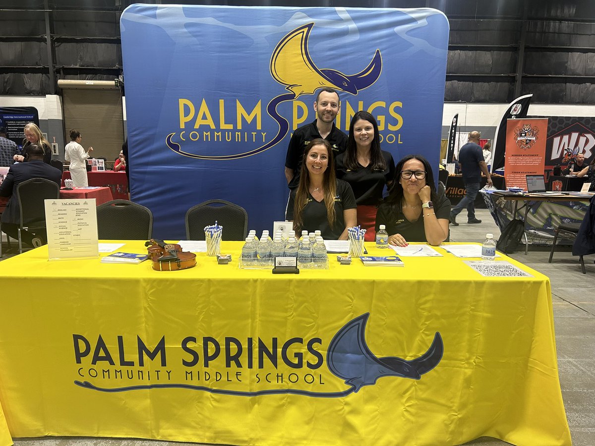 pamelamac1908's tweet photo. Make sure you stop by our table today @pbcsd Job Fair from 11am to 2pm at the SF Expo Center!
We’re looking to hire some awesome Stingray #CultureKeeping Civics, Orchestra, ELA, &amp; secretarial positions for next school year. https://t.co/xvQ9wFB7bn