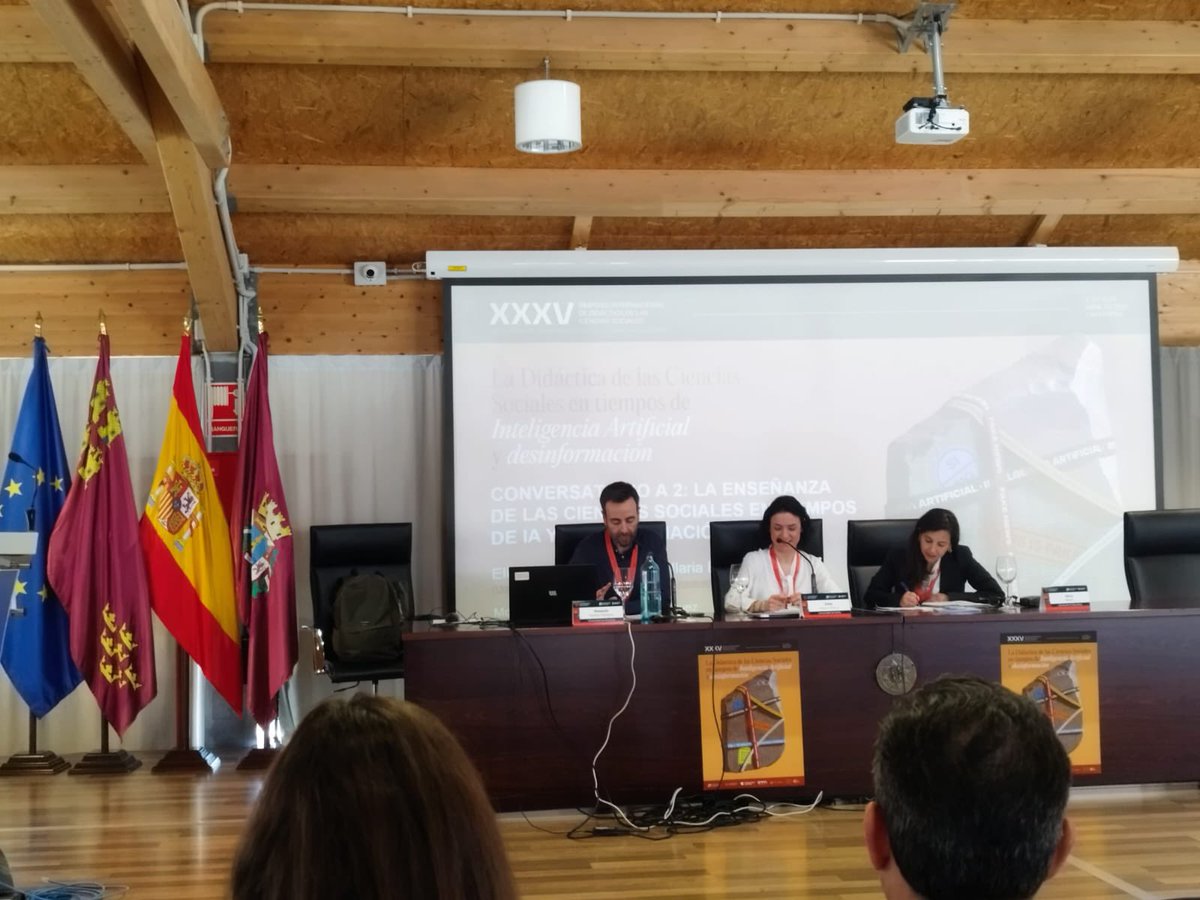 VaDHis. Investigación en Didáctica de la Historia (@vadhis) on Twitter photo Comienza el #35simposiodcs entre colegas y amig@s del área en #Cartagena
<a href="/aupdcs/">AUPDCS</a>
<a href="/socialsuv/">SOCIAL(S)</a>
<a href="/eltiempolate/">Laboratorio Temporal</a>
<a href="/Alejandro_Egea/">Alejandro Egea</a>
<a href="/vadhis/">VaDHis. Investigación en Didáctica de la Historia</a> Comienza el #35simposiodcs entre colegas y amig@s del área en #Cartagena
<a href="/aupdcs/">AUPDCS</a>
<a href="/socialsuv/">SOCIAL(S)</a>
<a href="/eltiempolate/">Laboratorio Temporal</a>
<a href="/Alejandro_Egea/">Alejandro Egea</a>
<a href="/vadhis/">VaDHis. Investigación en Didáctica de la Historia</a>