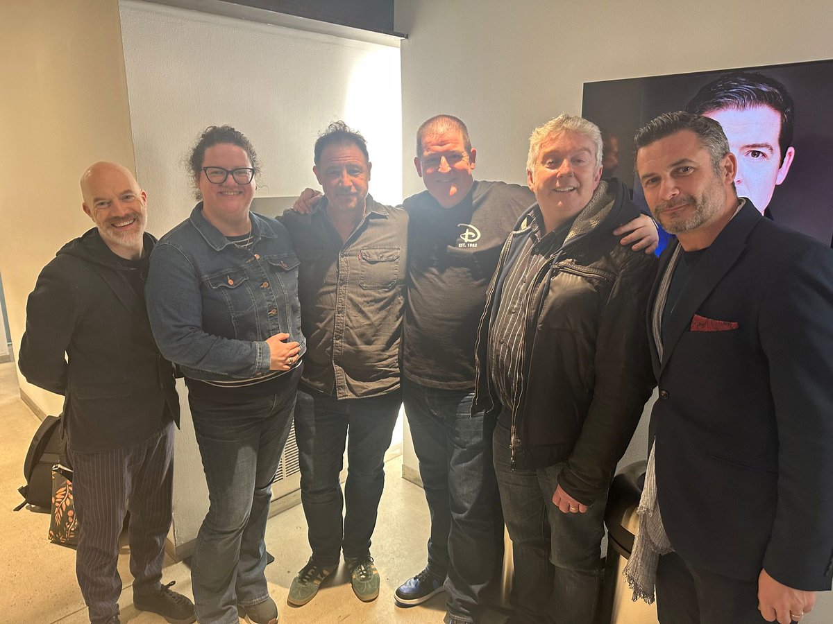 IrelandinNY's tweet photo. Thrilled to attend the U.S. premiere of Fight Night by Aonghus Òg McAnally, produced by @Fishamble at @59E59, and proudly supported by @Culture_Ireland as part of @OriginTheatre1’s 1st Irish Festival. It was a pleasure to meet with Aonghus, director Bryan Burroughs, Jim Culleton, and the incredible Fishamble team, pictured here. The play runs through April 20—don’t miss it!