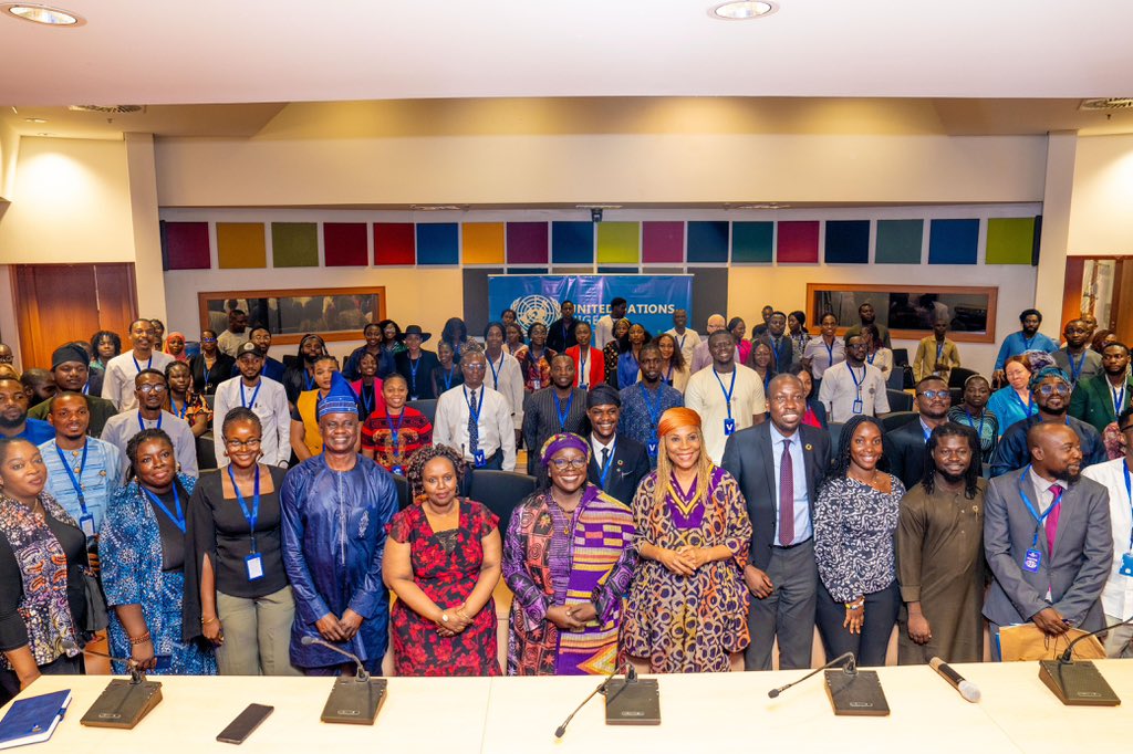 The future of Nigeria 🇳🇬is undeniably bright! 
Electrifying engagement today with young Nigerians driving transformation through digital innovation, creative enterprise and entrepreneurship. Inspired by their vision and commitment to reimagining 🇳🇬’s  future.