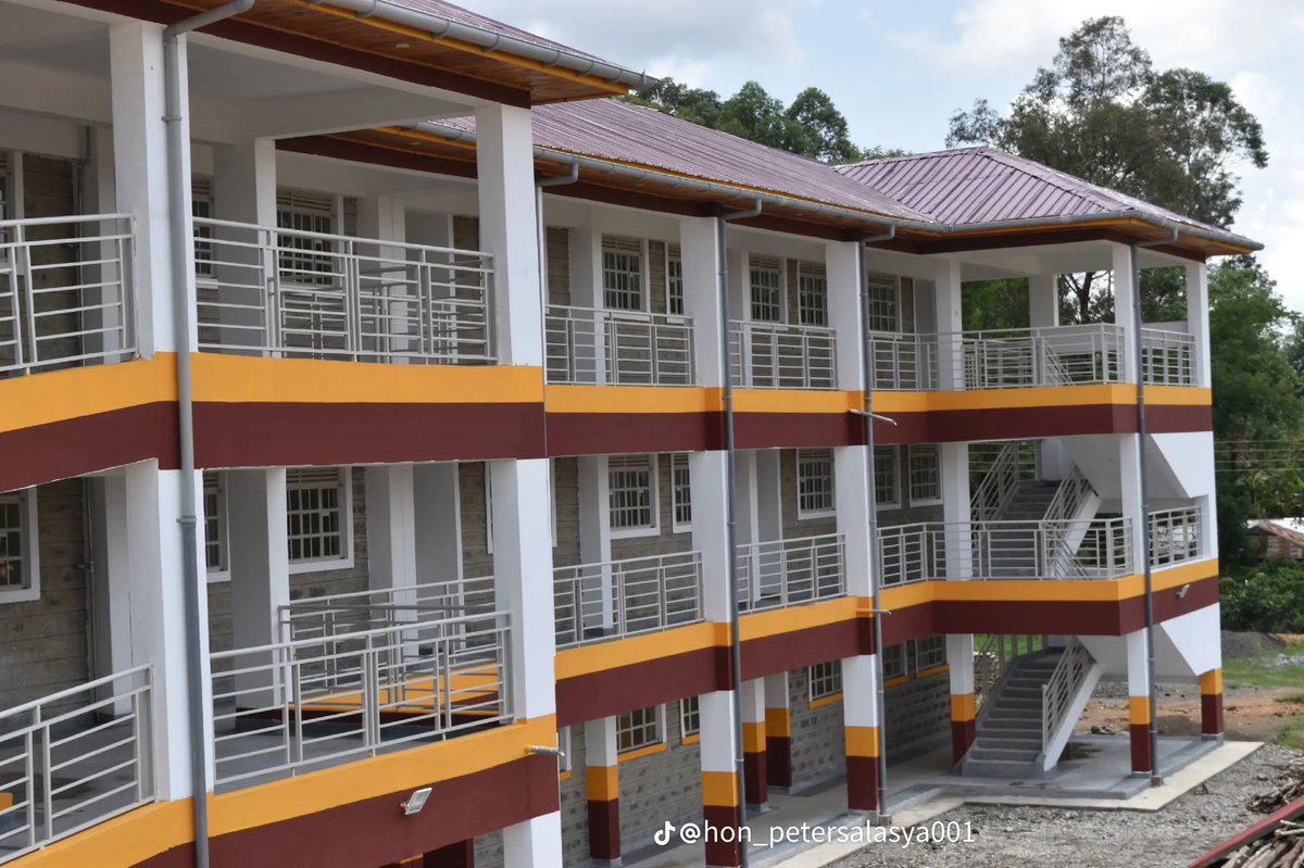 Kaluluu's tweet photo. A nicely constructed KMTC BY PETER SALASYA https://t.co/O0OUowPGAC