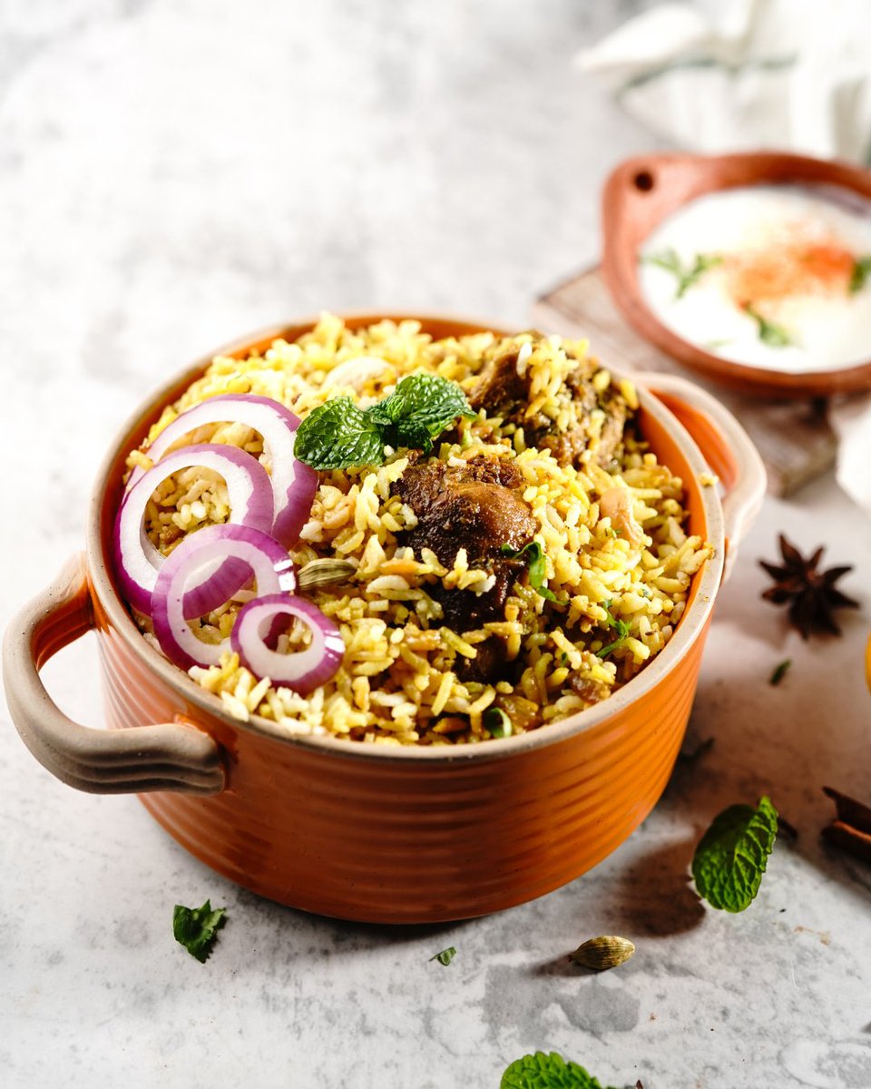 JustIndianMeals's tweet image. Craving something rich and flavorful? JUST by Quicklly’s Hyderabadi Chicken Biryani is here! Tender chicken, fragrant basmati rice, and bold spices just heat, eat, and enjoy. No prep, all flavor.

#JustByQuicklly #HyderabadiChickenBiryani #HeatAndEat #BiryaniLovers #IndianFlavors