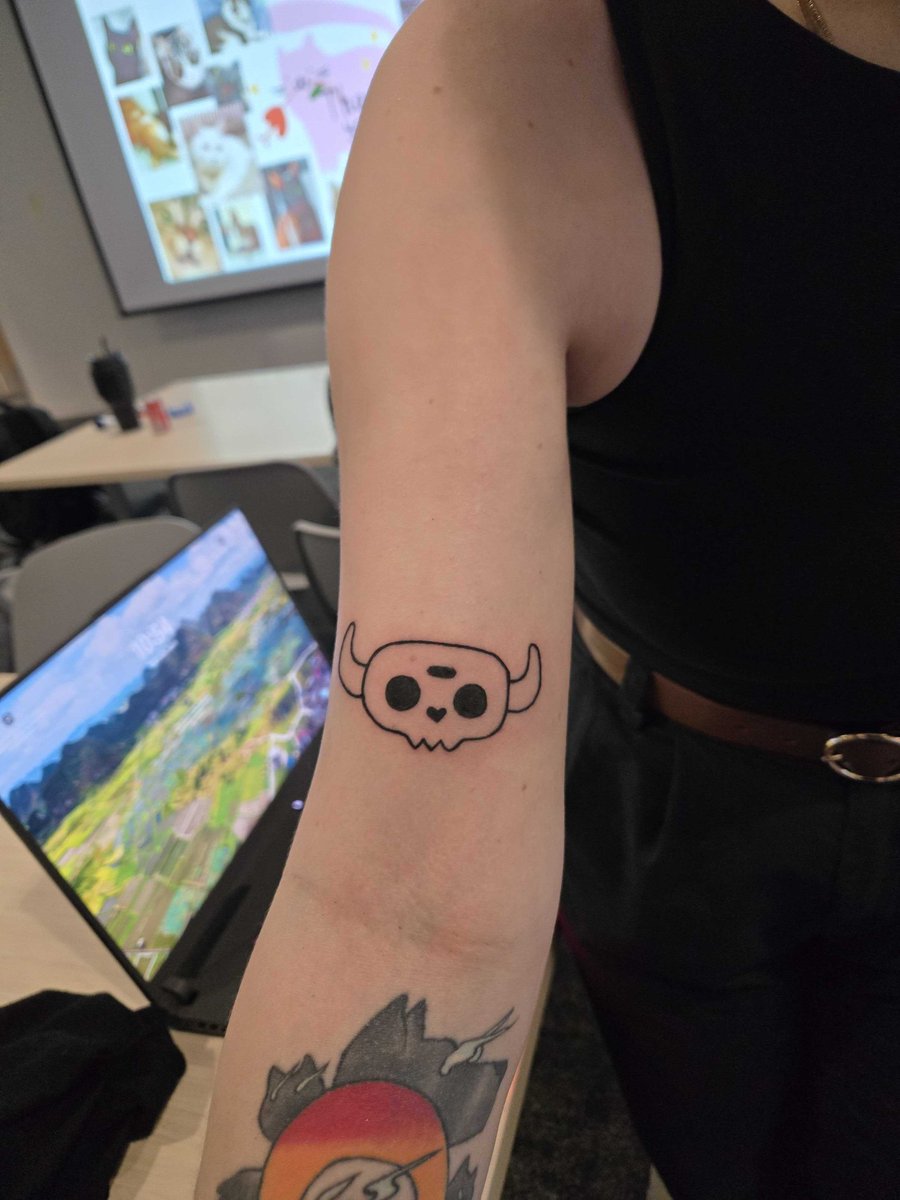Vanessa Marie ππ€ (@vrex7) on Twitter photo Never in my 15yrs in gaming have I said "your tattoos are under embargo until April 8"... there's a first for everything ;) No one rolls the way the marketing team rolls at <a href="/OwlchemyLabs/">Owlchemy Labs</a> #Hexas Never in my 15yrs in gaming have I said "your tattoos are under embargo until April 8"... there's a first for everything ;) No one rolls the way the marketing team rolls at <a href="/OwlchemyLabs/">Owlchemy Labs</a> #Hexas