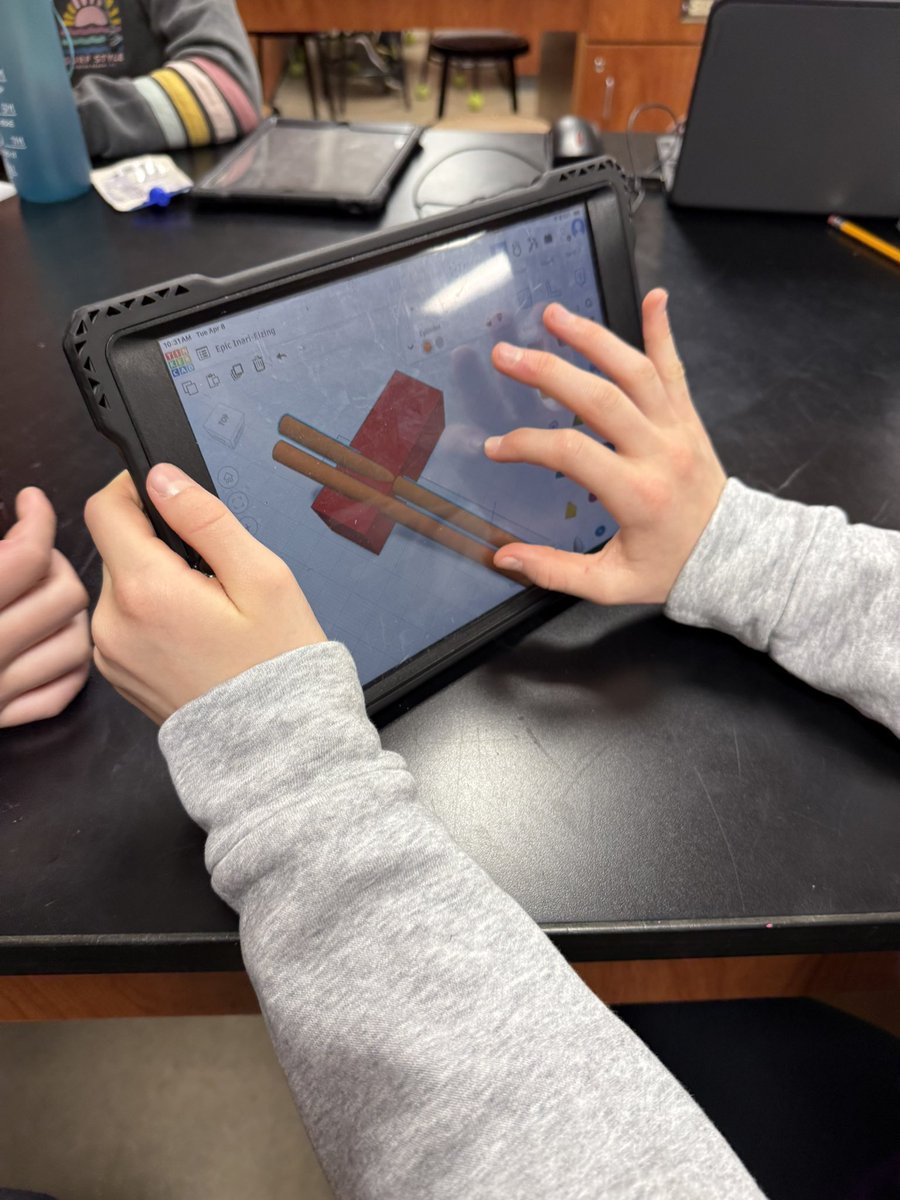 Katie Donlin tweet media