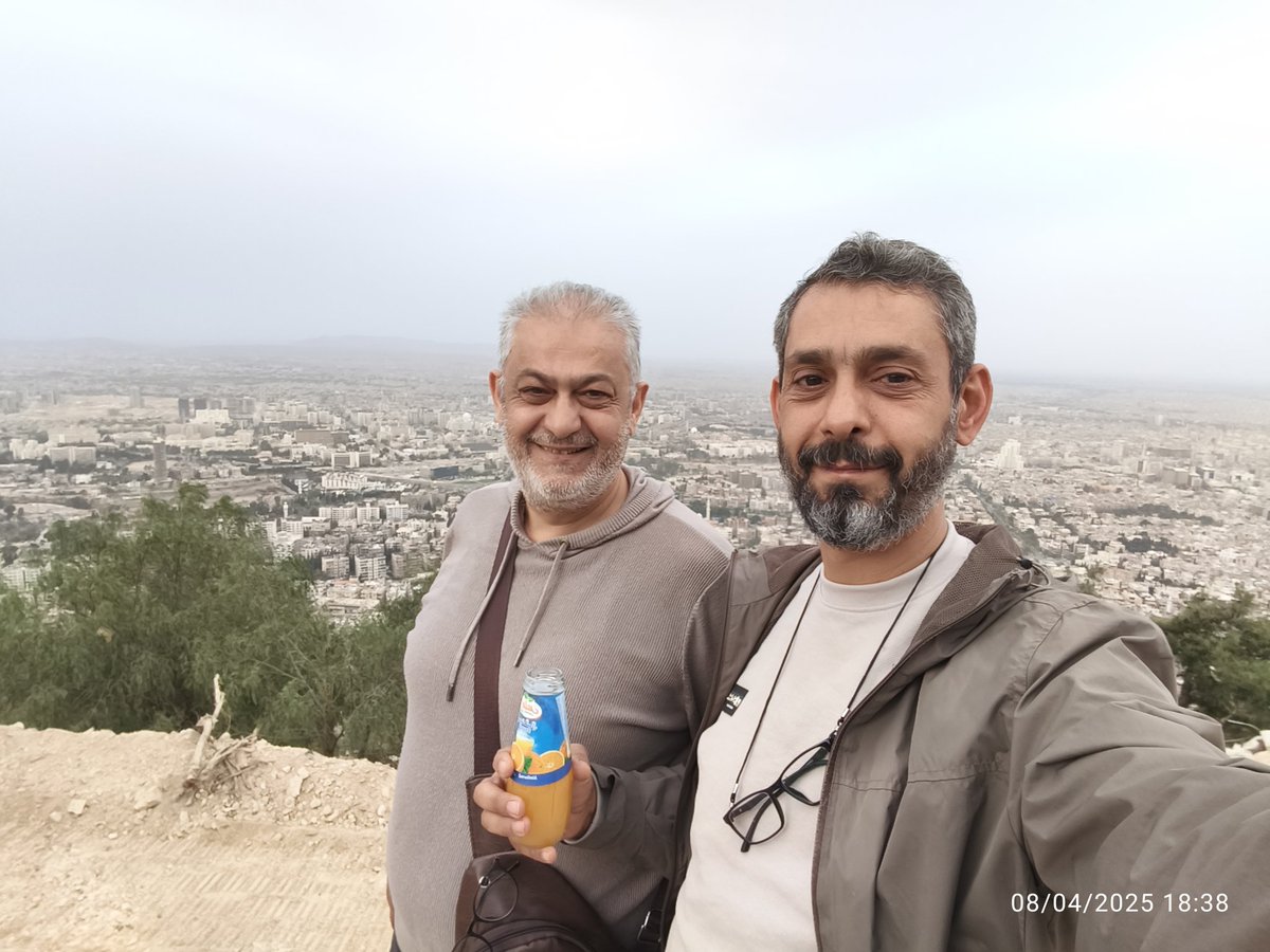 نعم نشرب المرطبات في أرض #الشام الحبيبة
#دمشق
#الامويين
#العباسيين