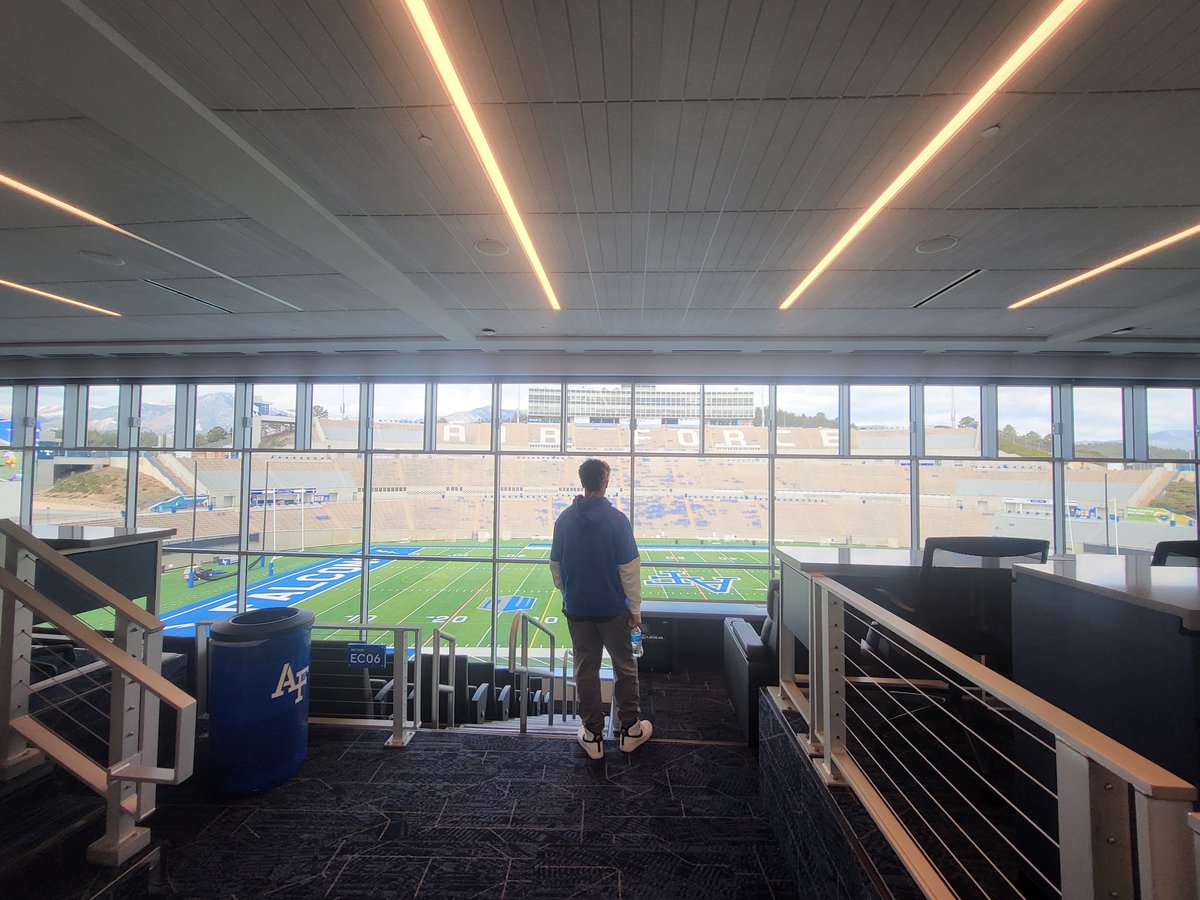 Viliami Tapa’atoutai (@viliamitapa) on Twitter photo I had a great time going up to air force for an unofficial visit this past weekend! Loved meeting the staff and seeing what AF is about! #FlyFightWin <a href="/CoachAlexMeans/">Alex Means</a> <a href="/CoachWyatt_/">Fred Wyatt</a> <a href="/CoachTCalhoun/">Troy Calhoun</a> I had a great time going up to air force for an unofficial visit this past weekend! Loved meeting the staff and seeing what AF is about! #FlyFightWin <a href="/CoachAlexMeans/">Alex Means</a> <a href="/CoachWyatt_/">Fred Wyatt</a> <a href="/CoachTCalhoun/">Troy Calhoun</a>