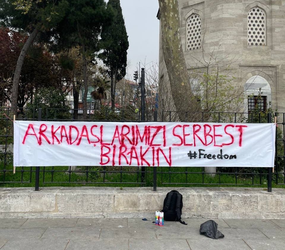 benbpalyacoyum's tweet photo. Bu ülkenin dünü, bugünü ve yarını bizleriz
#freedomtoturkey https://t.co/pcLXazKK4Y