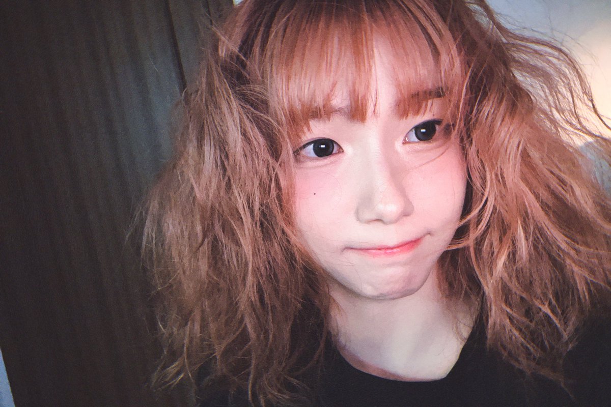 seoyoungeunpics's tweet photo. 🫧🦊 250409 https://t.co/jSZzLmNwze