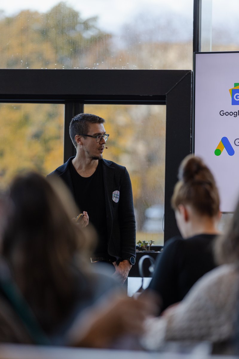 Tulos Talks -aamiaistapahtuma alkaa näillä näppäimillä Meripaviljongissa!😍 Aamun aikana on luvassa mielenkiintoisia puheenvuoroja datasta ja analytiikasta. Jos haluat seurata tapahtuman etenemistä, katso Instagram Storymme: löydät meidät käyttäjänimellä tulos_helsinki 😊!