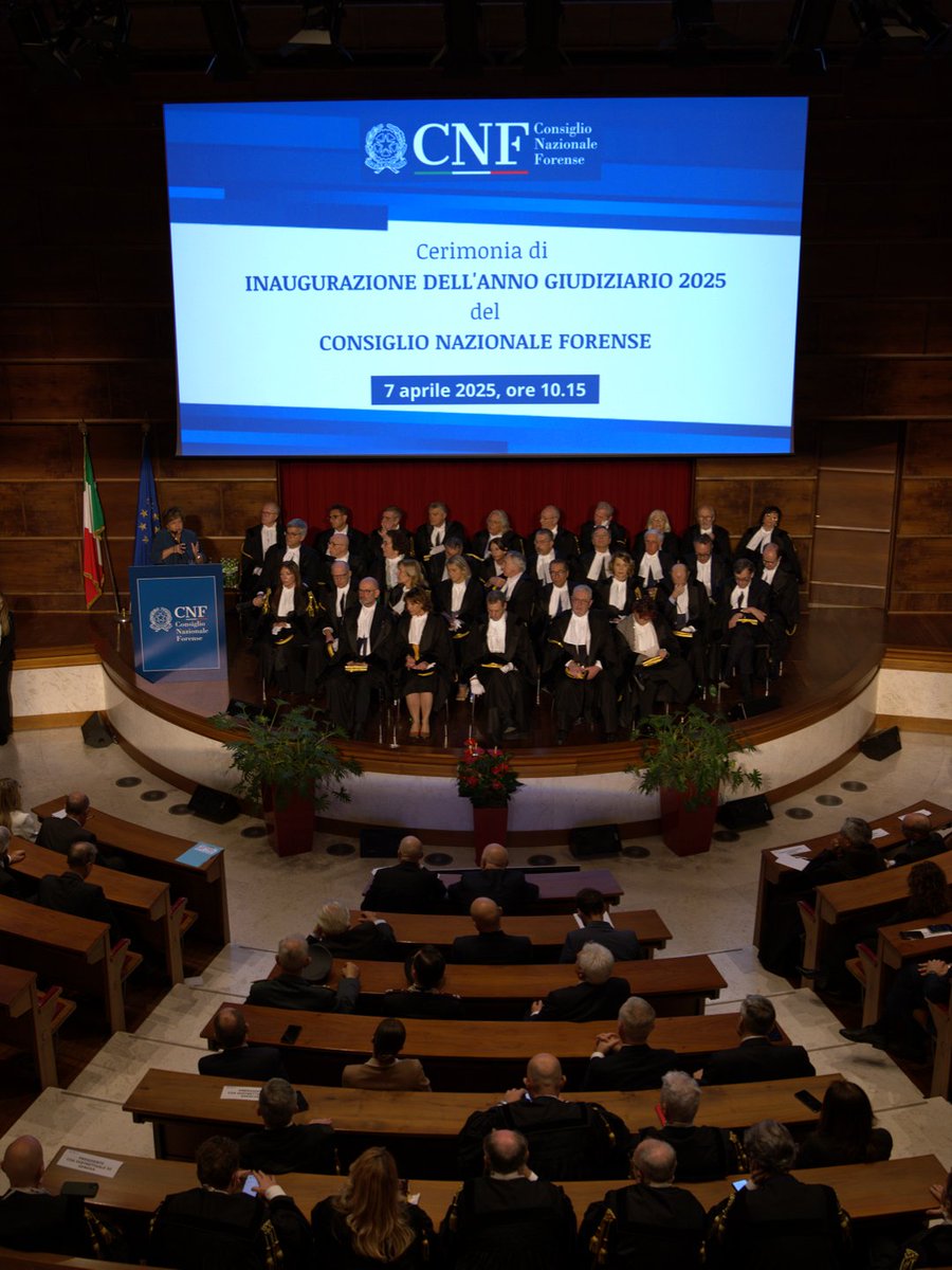 AuditoriumAntonianum tweet media