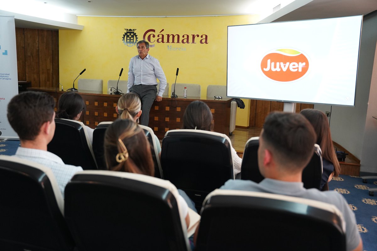 Murdiario's tweet photo. @ManuelPonceSan1 @JoseLujanRector @EconomicasUMU @Samuelbaixauli @PedroJ_Cuestas @UPCToficial @PwC_Spain @jacello @camaramurcia @JMVRUM @UMU @kessler_mathieu @AmbientalRM #CEOUniversity

@JoseLujanRector @EconomicasUMU @Samuelbaixauli @PedroJ_Cuestas @UPCToficial @PwC_Spain @jacello @camaramurcia @JMVRUM #Juver https://t.co/2QQjNMIJPg