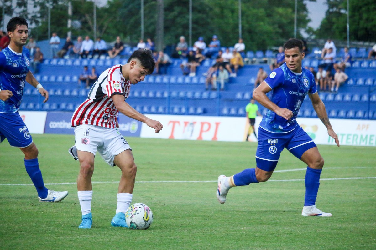 ElDanzarin's tweet photo. Otro empate en casa.
Se nos escapa la primera victoria en el torneo.
En la siguiente fecha visitamos a Independiente CG.
Sol de América 1✖1 Spvo. San Lorenzo.
Óscar Coronel ⚽
#Internedia🏆 Fecha 1
📷 @IntermediaAPF https://t.co/vpvimrOdwg