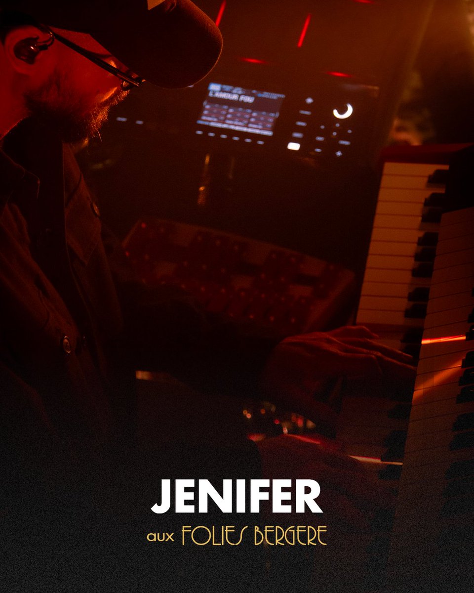 FoliesOfficiel's tweet photo. 🩵 Deux soirs de Jenifer aux Folies Bergère, deux soirées incroyables ! Difficile de trouver les mots pour décrire ces moments magiques… Alors, on vous partage quelques extraits ! https://t.co/FeVTYFn8BB