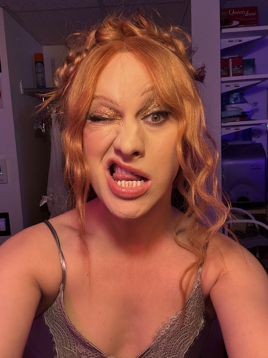 JinkxMonsoon's tweet photo. A lovely photo shoot morning before rehearsal and another night of previews 🧚‍♀️ (can’t wait to reveal the looks we did…) https://t.co/h1Op6lkmk8