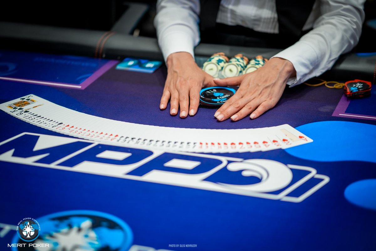 PokerNews tweet media