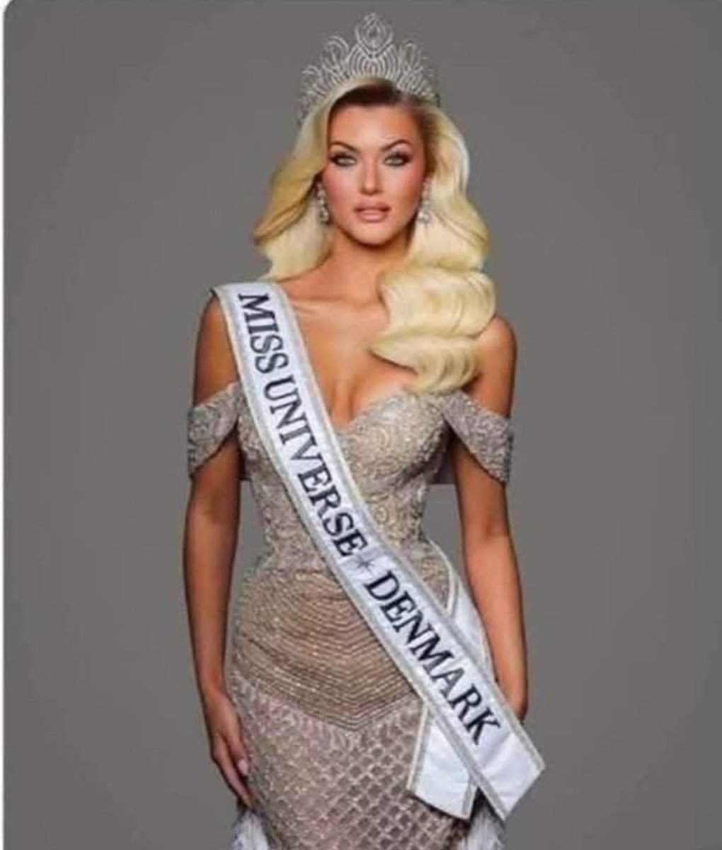 Estoico blanco tweet media