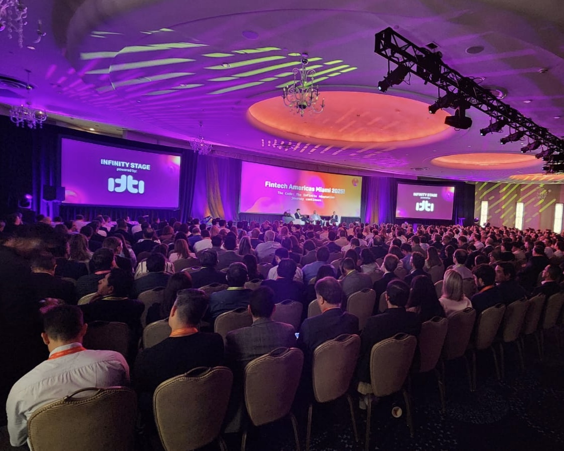 inswitch's tweet photo. #FintechAmericas wrapped up just a few days ago and it was an amazing experience! A big thank you to everyone who visited our booth, joined a panel or simply shared a moment with us 🙌

Here are some of our favorite highlights from Miami 📸

#EmbeddedFinance #Inswitch https://t.co/hlQgyatErf