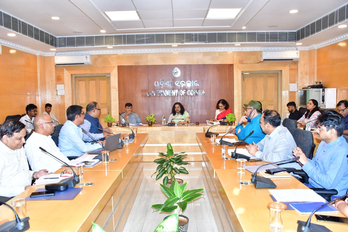 Planning & Convergence Department, Govt. of Odisha (@pcdept_odisha) on Twitter photo <a href="/DC_Odisha/">Office of Development Commissioner, Odisha</a> chaired a meeting with <a href="/UNICEFIndia/">UNICEF India</a> and relevant departments on Social Policy & Protection. Deliberations focused on addressing challenges of inclusivity, gender issues, urban areas & the 2025–27 workplan <a href="/CMO_Odisha/">CMO Odisha</a> <a href="/FdOdisha/">Finance Department</a> <a href="/WCDOdisha/">Department of WCD, Government of Odisha</a> <a href="/HFWOdisha/">H & FW Dept Odisha</a> <a href="/SMEOdisha/">EducationOdisha</a> <a href="/SSEPD2/">SSEPD</a> <a href="/DC_Odisha/">Office of Development Commissioner, Odisha</a> chaired a meeting with <a href="/UNICEFIndia/">UNICEF India</a> and relevant departments on Social Policy & Protection. Deliberations focused on addressing challenges of inclusivity, gender issues, urban areas & the 2025–27 workplan <a href="/CMO_Odisha/">CMO Odisha</a> <a href="/FdOdisha/">Finance Department</a> <a href="/WCDOdisha/">Department of WCD, Government of Odisha</a> <a href="/HFWOdisha/">H & FW Dept Odisha</a> <a href="/SMEOdisha/">EducationOdisha</a> <a href="/SSEPD2/">SSEPD</a>