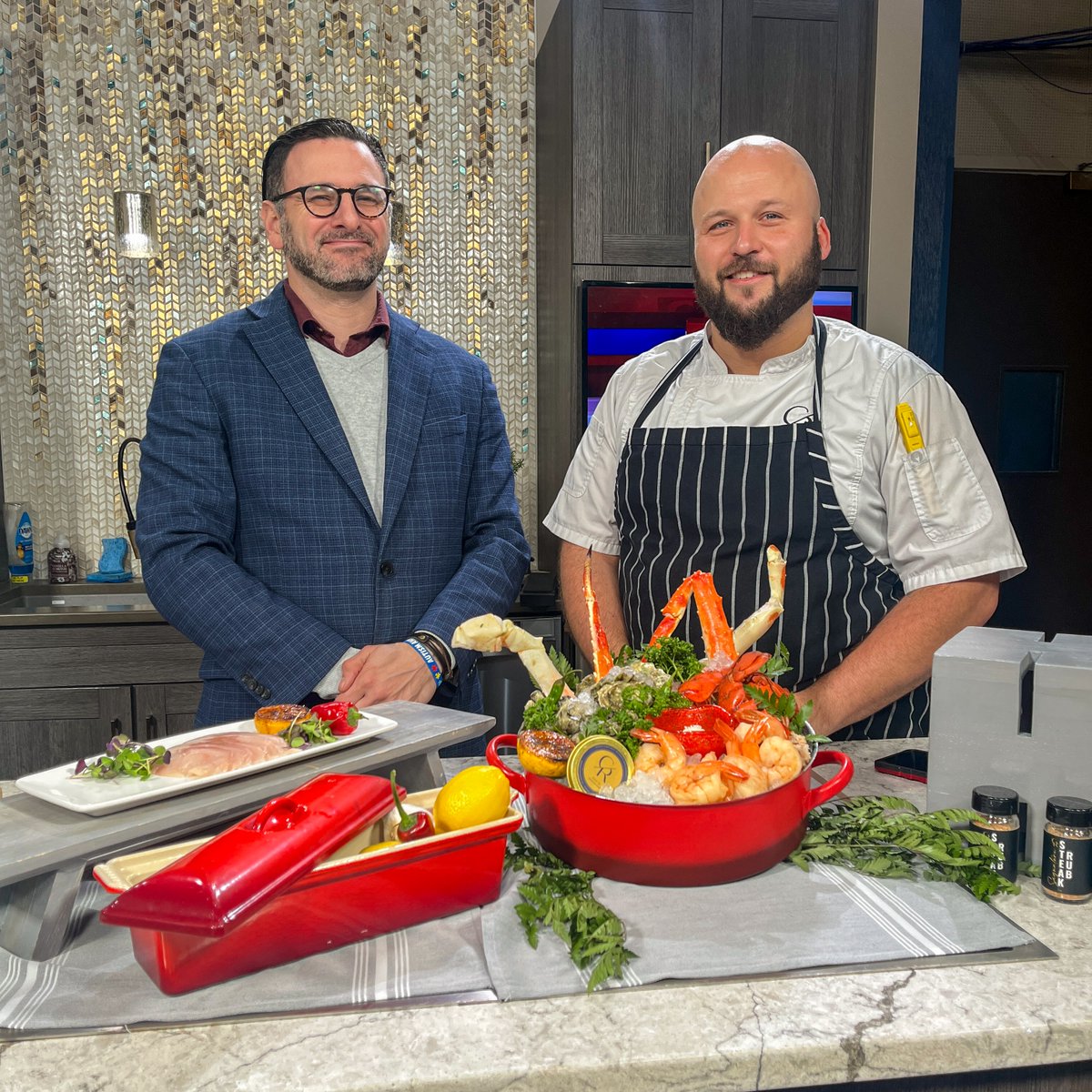 CommissionRow's tweet image. Chef Cody joined @LifeStyleLive8
to share a glimpse of our vibrant Easter Brunch experience and highlight dishes like our Hamachi Crudo and Wagyu Beef Carpaccio. Watch the segment &amp;amp; reserve your table!
🔗: bit.ly/4cs6dyL