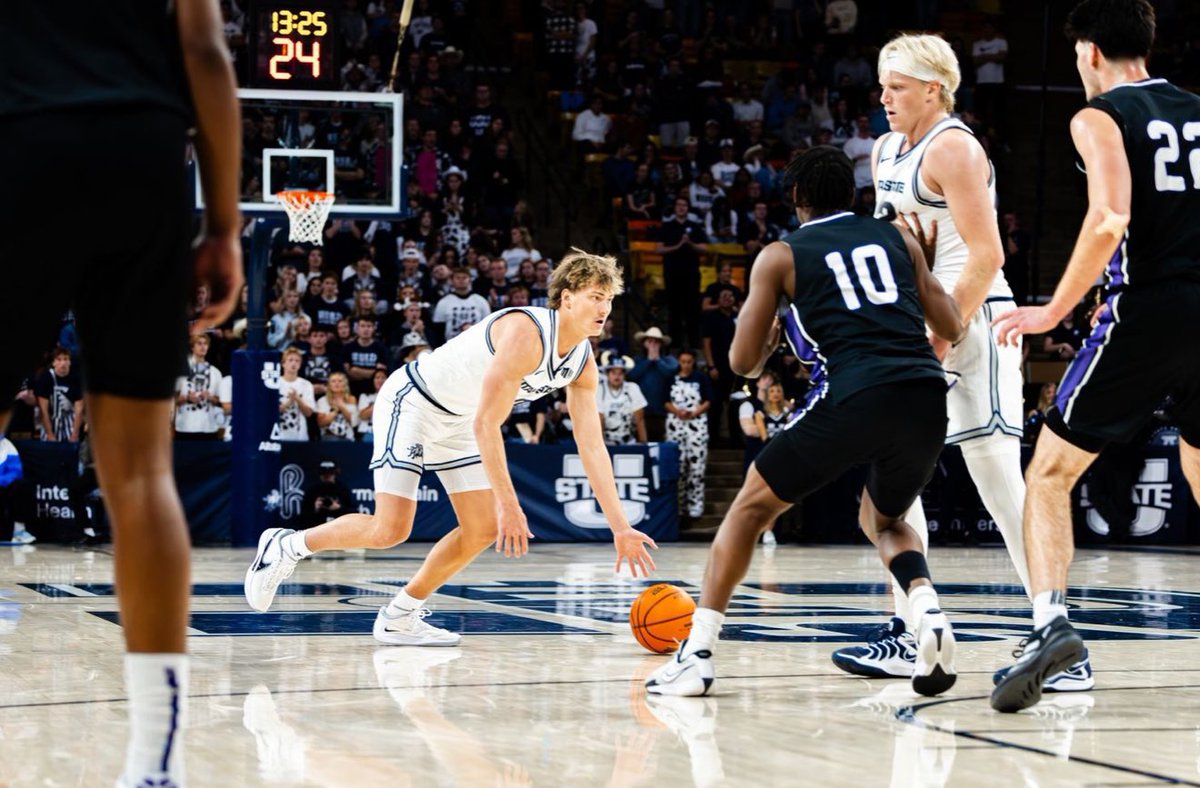 Utah State G Braden Housey has entered the transfer portal, he tells TPR.

Injured this season. Averaged 10.8 points, 3.6 assists, 3.5 rebounds, and 1.6 steals per game as a freshman at Southern Utah.