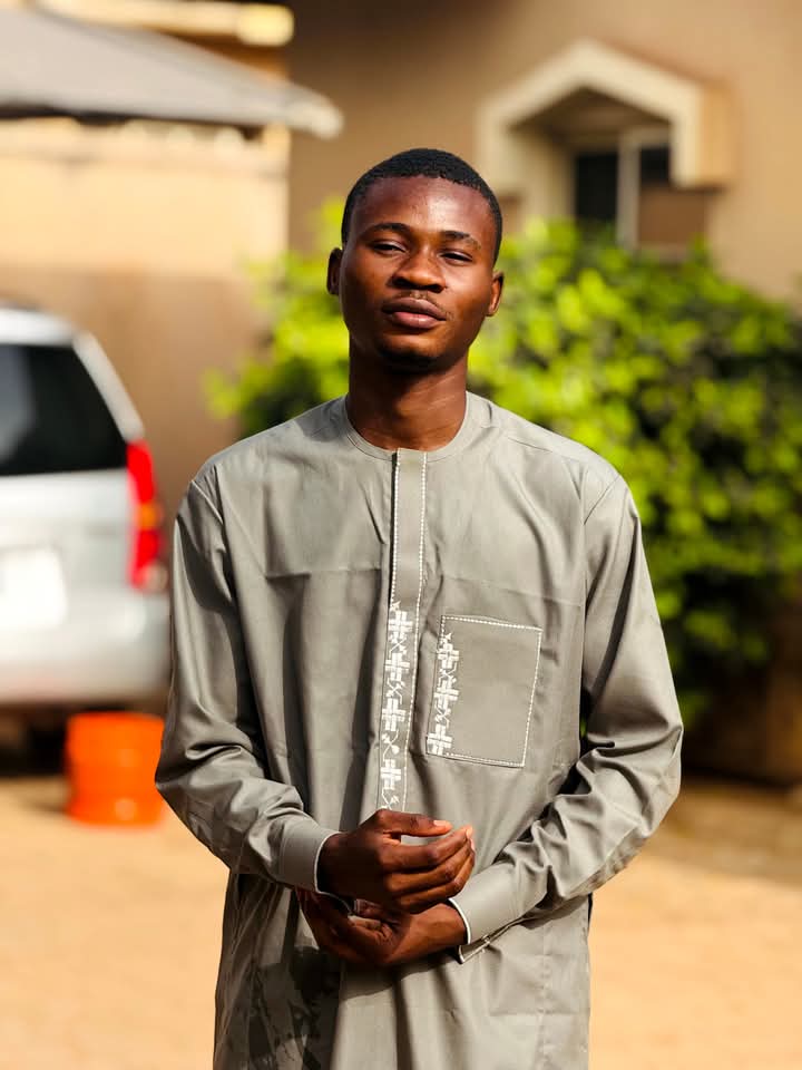 Olami5576X's tweet photo. I learned from my experiment that if a person confidently pursues their dreams and strives to live the life they have imagined, they will achieve a level of success that is surprising compared to ordinary moments. 

Share your feedback in the comment section. 😍 https://t.co/QyE5wEACfE