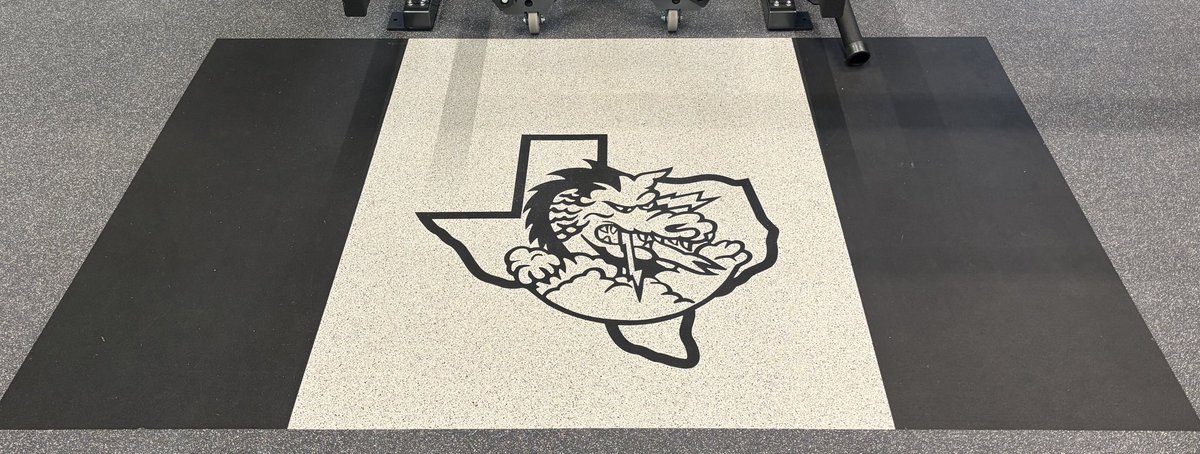 ReedHamilton_'s tweet photo. 📍Southlake Carroll Senior HS
I couldn’t be more thankful to have been a part of this incredible facility transformation. The Southlake community is as good as they come, and I am excited to watch them continue their standard of excellence! #ProtectTheTradition #TeamRFS https://t.co/boQpvClTg9