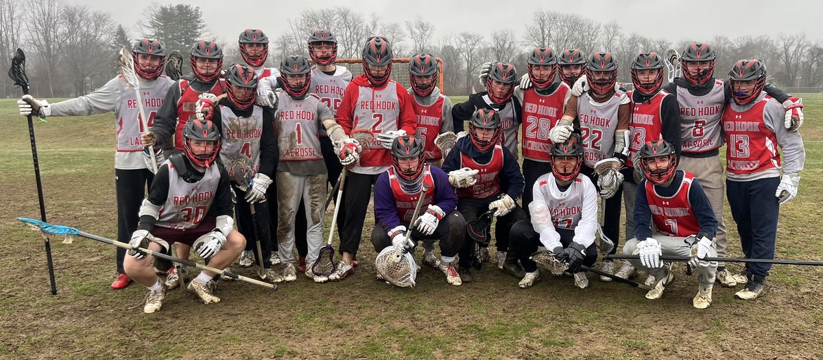 RedHookLacrosse's tweet photo. Daily Pic Champions are made in the mud! #dirty #mud #noturf #putinthework #together @RH_Athletics https://t.co/CVqAVkAXw8