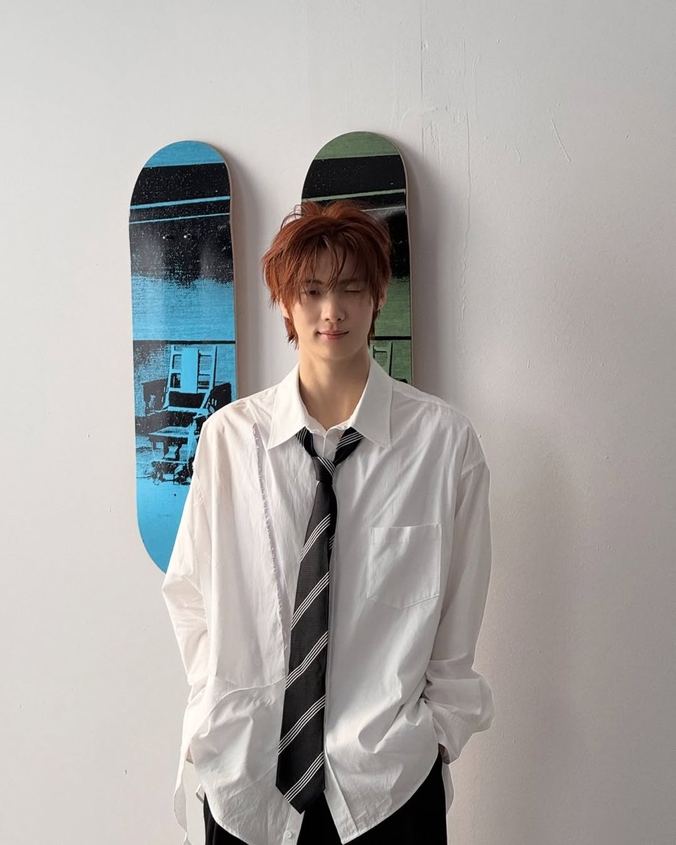 youngzzze's tweet photo. Introducing The Winky-est Boy of 2025, Young and zzzzzzai. In other words, Young and FREE. Just, Youngjae's Special Edition. Get it? Made all that up five minutes ago, but you didn't hear that from me. Absolutely. Right...? (Counting poor ants on the floor) (Hing) https://t.co/5tytvpn4Xn