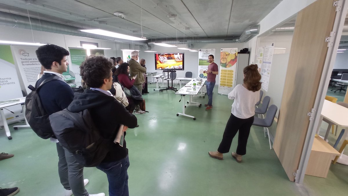 🌱 We were thrilled to welcome <a href="/congresBIT/">4t Congrés BIT - Edició Vic</a> and <a href="/ERIAFF_Network/">ERIAFF Network</a> participants to BETA TC today!

It’s always a pleasure to share our work and connect with people committed to #bioeconomy and rural sustainability. 🌍

#Bioeconomy #Innovation #Sustainability